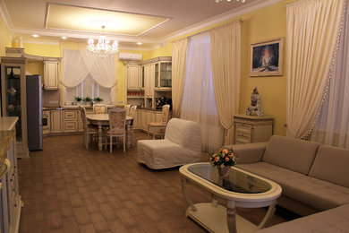 Inspiration for a traditional living room in Moscow.