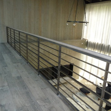 Horizontal Rails