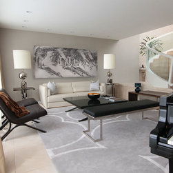 The elegant rug with the shiny circles - Hampstead Project - Area Rugs