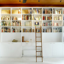 Bücherregal