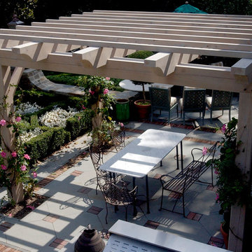 Outdoor trellis, pergolas and gazebos