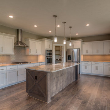Newport 5 - custom w/ 4 bedrooms