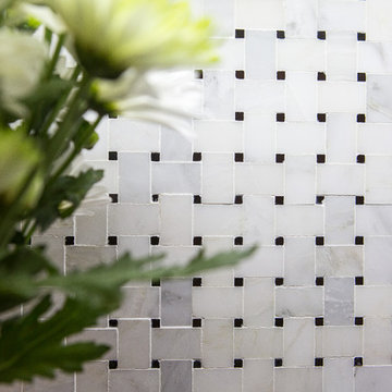 Butler's Pantry; Marble backsplash