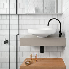 Small en-suite Bathroom