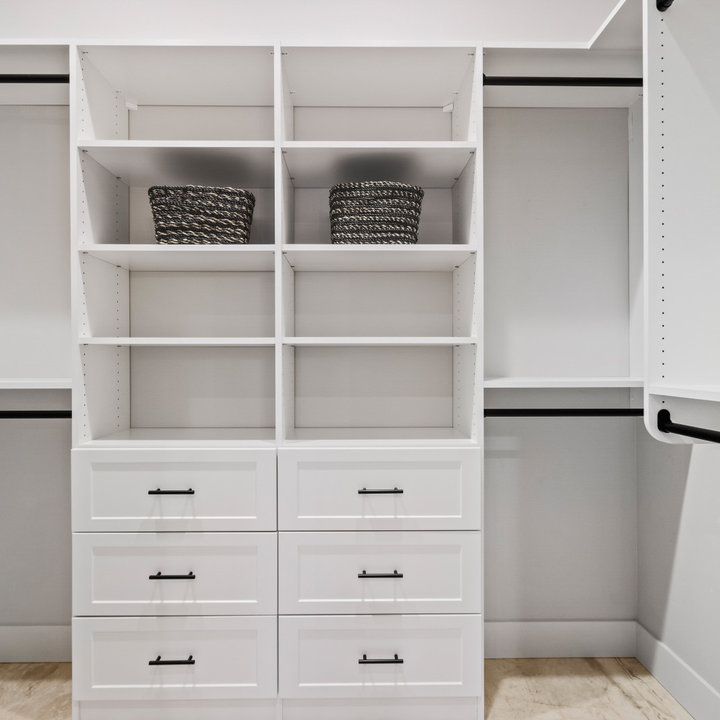 75 Beautiful Walkin Wardrobe Ideas and Designs July 2022 Houzz UK