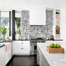 Wall finishes / wallpaper
