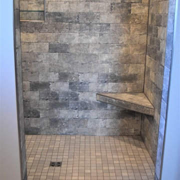 San Francisco Lombard Tile W/ Merit Light Gray Mosaic Floor