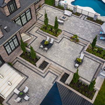 Home Patio Designed with Umbriano and Lineo Dimensional Stone