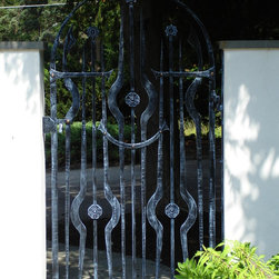 IRON GATE - Home Fencing And Gates