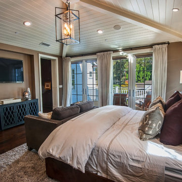 Custom Traditional New England Home in Brentwood, CA
