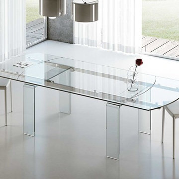 Modern Italian dining tables