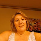 Kathi Petrocellis foto