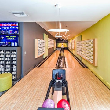 Windsor - private bowling lanes amenity