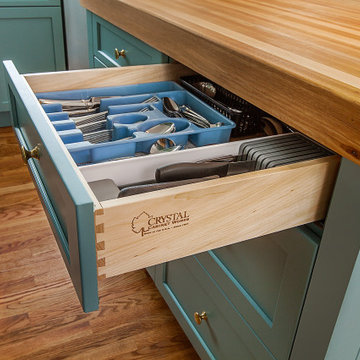A Functional Kitchen That Everyone Can Enjoy