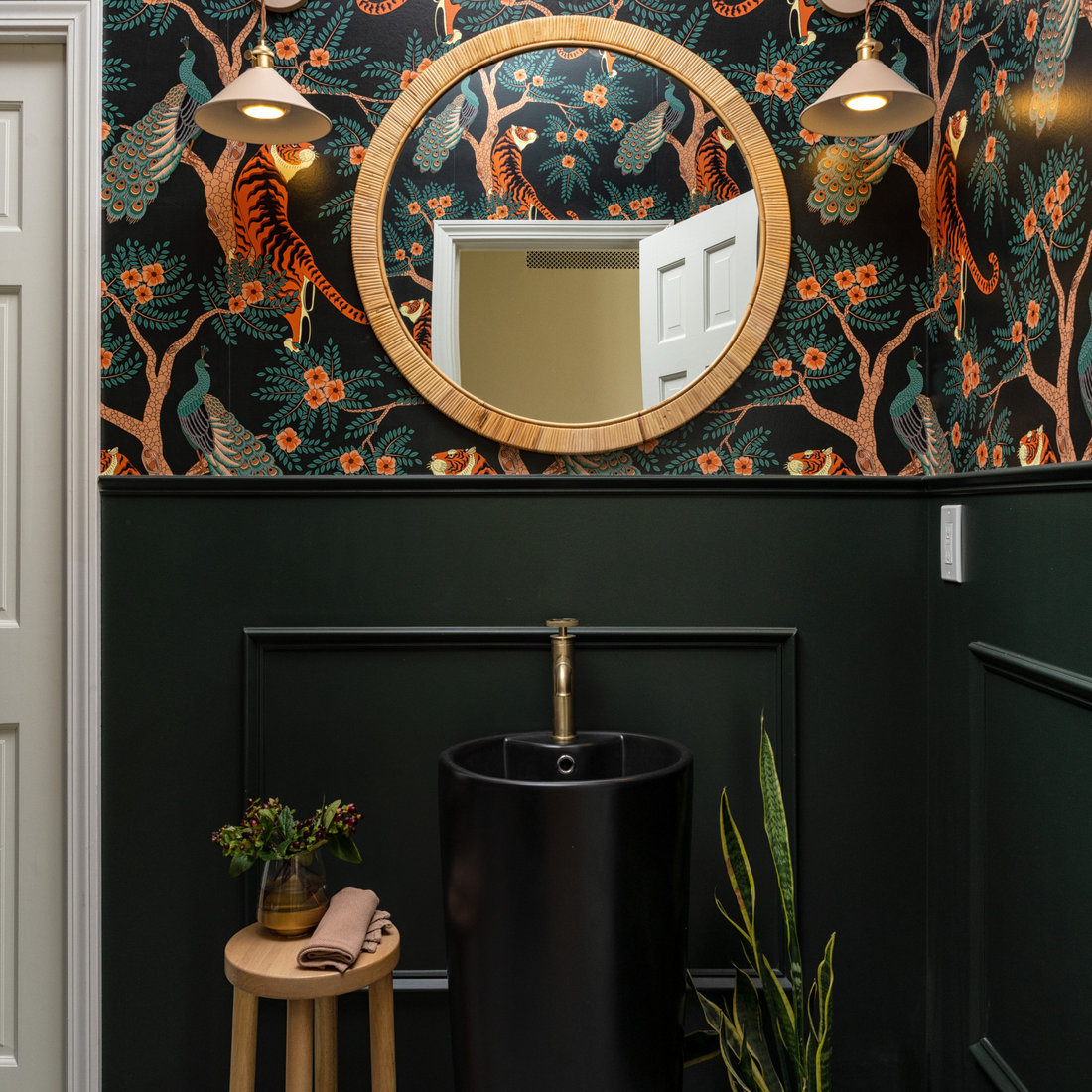 Next Generation Renovation : Powder Bath