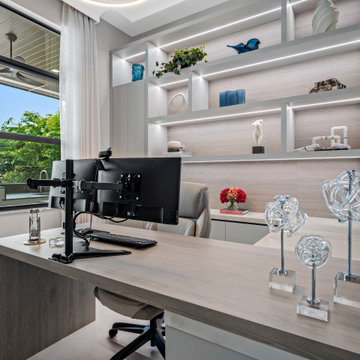 Boynton Beach Bachelor Pad