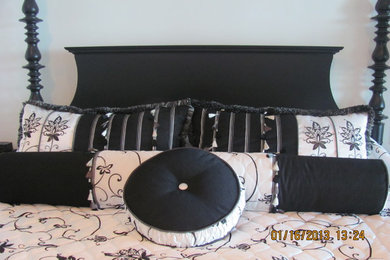 Transitional bedroom photo in Miami
