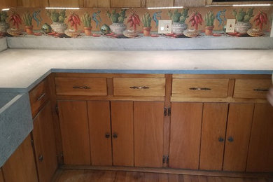 Example of a cottage kitchen design in Burlington