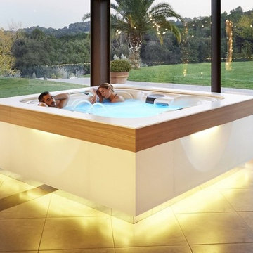 Aquatica Laguna Spa