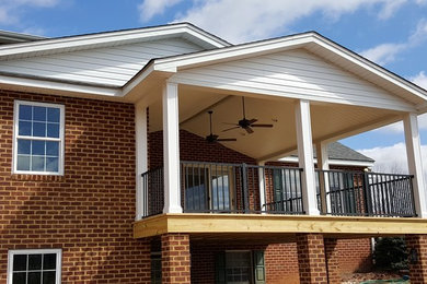 Botetourt Deck