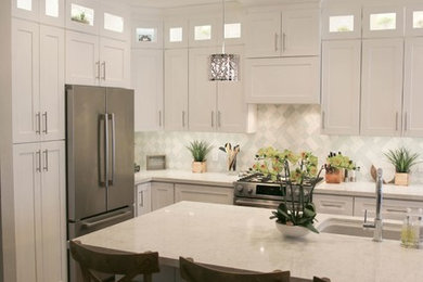 Inspiration for a contemporary kitchen remodel in Houston
