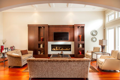 Example of a minimalist living room design in Vancouver