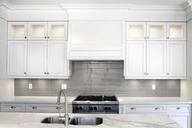 Transitional kitchen photo in Philadelphia