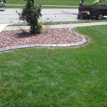 Decorative concreted edging - Flagstone pattern