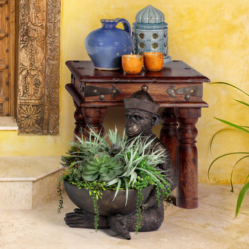 Gallant Monkey Planter
