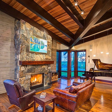 Hillside Private Aviation Home