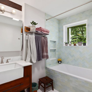 Elegant Bathroom Design in Briarcliff Manor by Prestige Line
