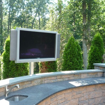 Outdoor Entertainment System