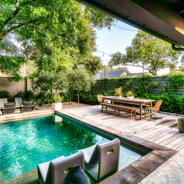 Olde Village Oasis
