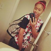 Olivia Revely's photo