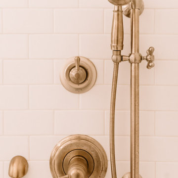2 Small Bathrooms