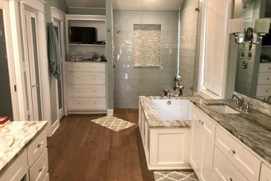 Inspiration for a contemporary bathroom remodel in Houston