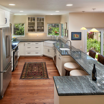Traditional Bath & Kitchen Remodel
