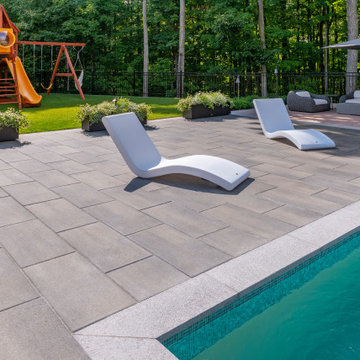 Modern Backyard Design | Île Bizard