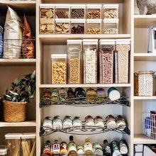 Wallis Pantry