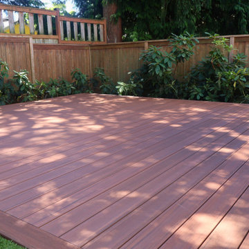 Large Ground-Level Composite Deck