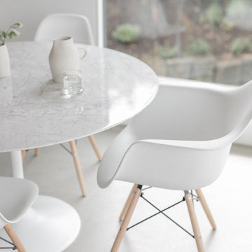 Tulip Table