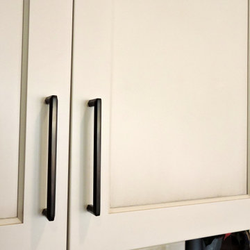 Cabinet Detail