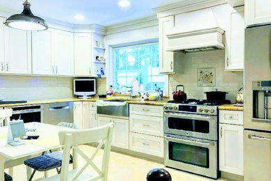 Inspiration for a kitchen remodel in New York