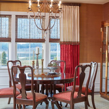 DINING AREAS