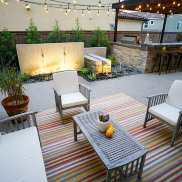 Outdoor Living in Del Sur