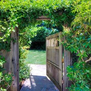 The entry to the backyard provides a lot of privacy!