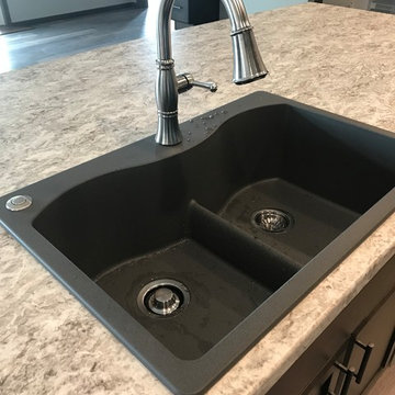 Functional Family Home (Kitchen, Bath, & Laundry)