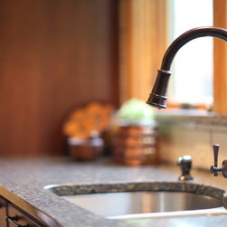 Treadwell Manor - Kitchen Faucets
