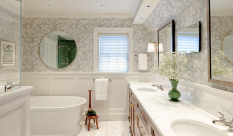 Primary Bath With Timeless Style and a Spacious Feel