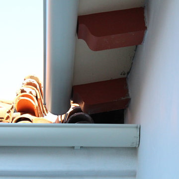Half Round Rain Gutters in Encino California